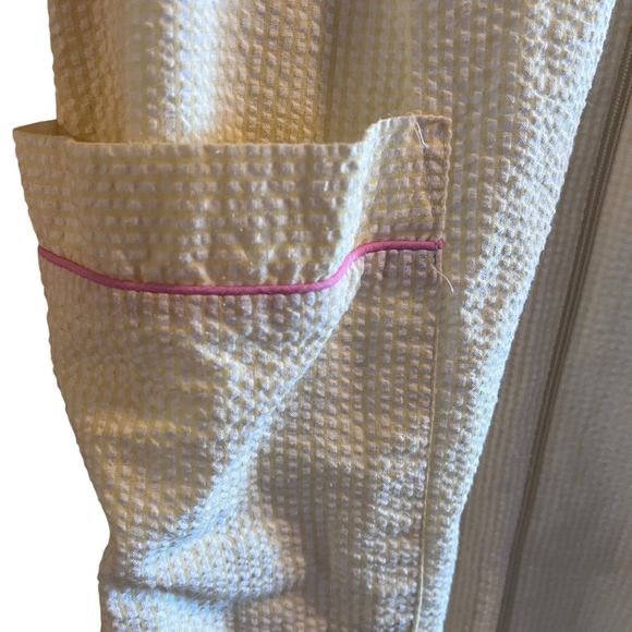 Vintage Style Seersucker Small Zip Robe Housecoat Floral Embroidery Yellow Pink - Picture 4 of 9